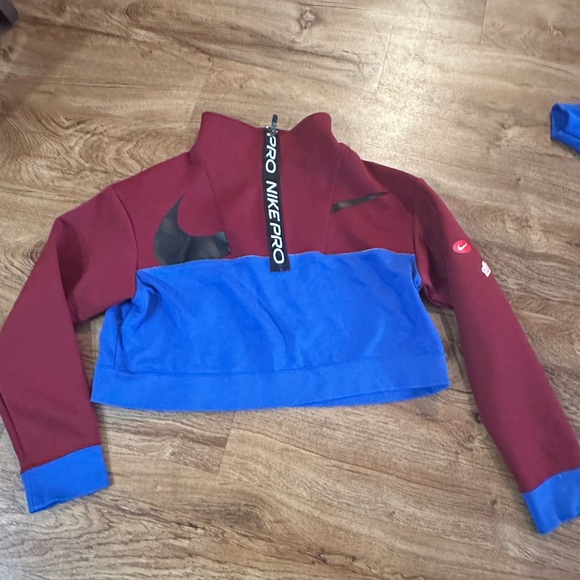 Nike Pro Get Fit Dri-Fit Pullover - Picture 4 of 8